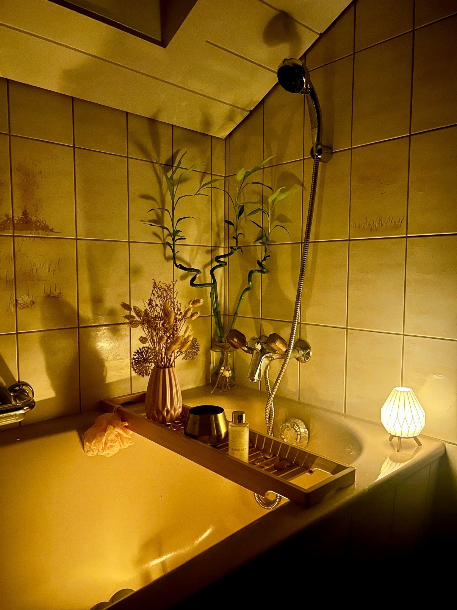 LYNA Falt Teelichthalter - Origami - inspirierte Designlampe – stilvolles Design von Lyna