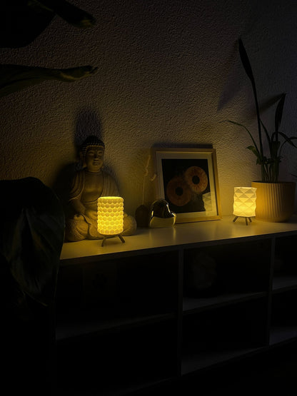 LYNA Hexa Teelichthalter – Geometrische Designlampe mit klaren Linien – stilvolles Design von Lyna