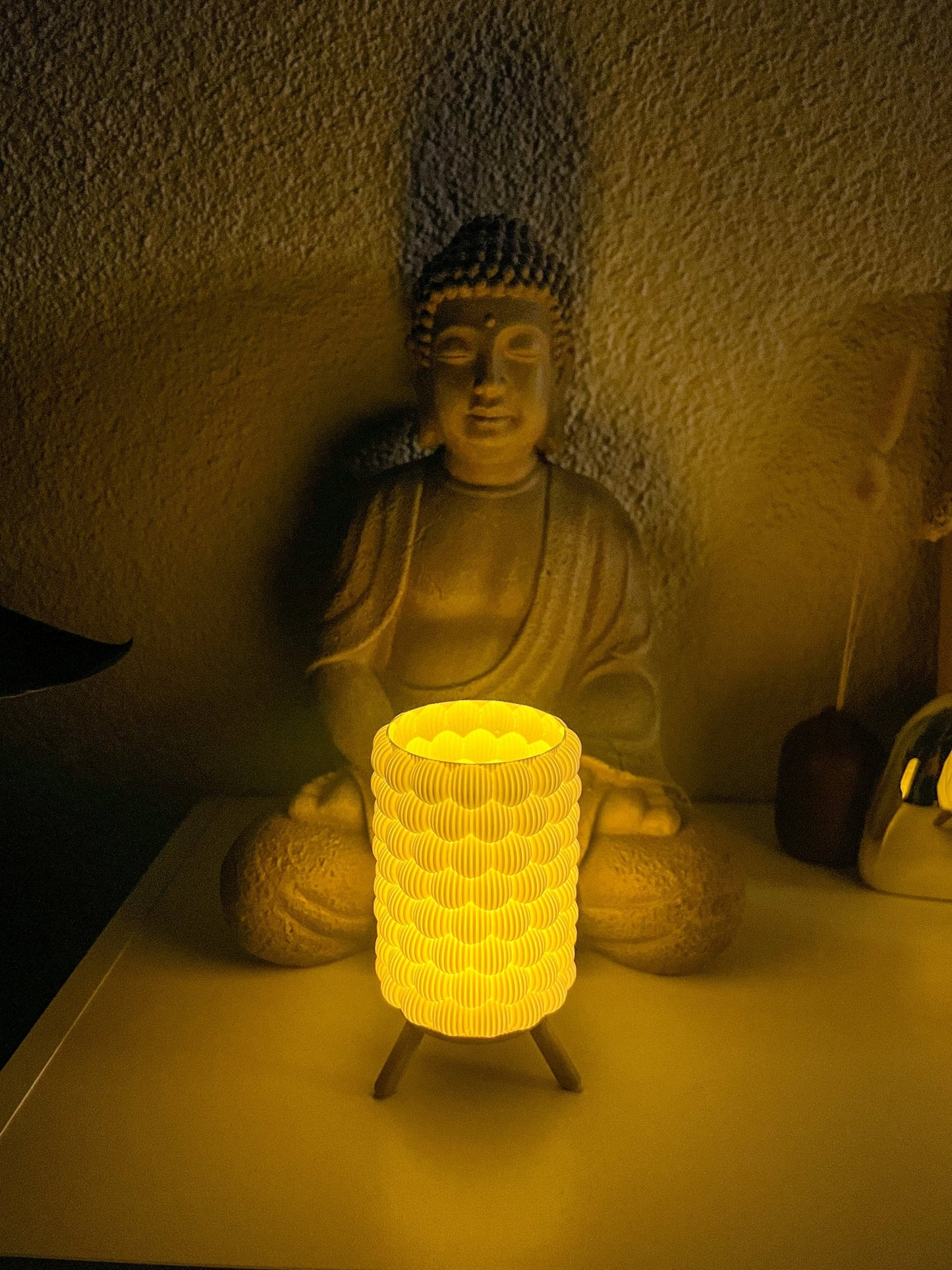 LYNA Wabe Teelichthalter – Designlampe mit organischer Struktur – stilvolles Design von Lyna