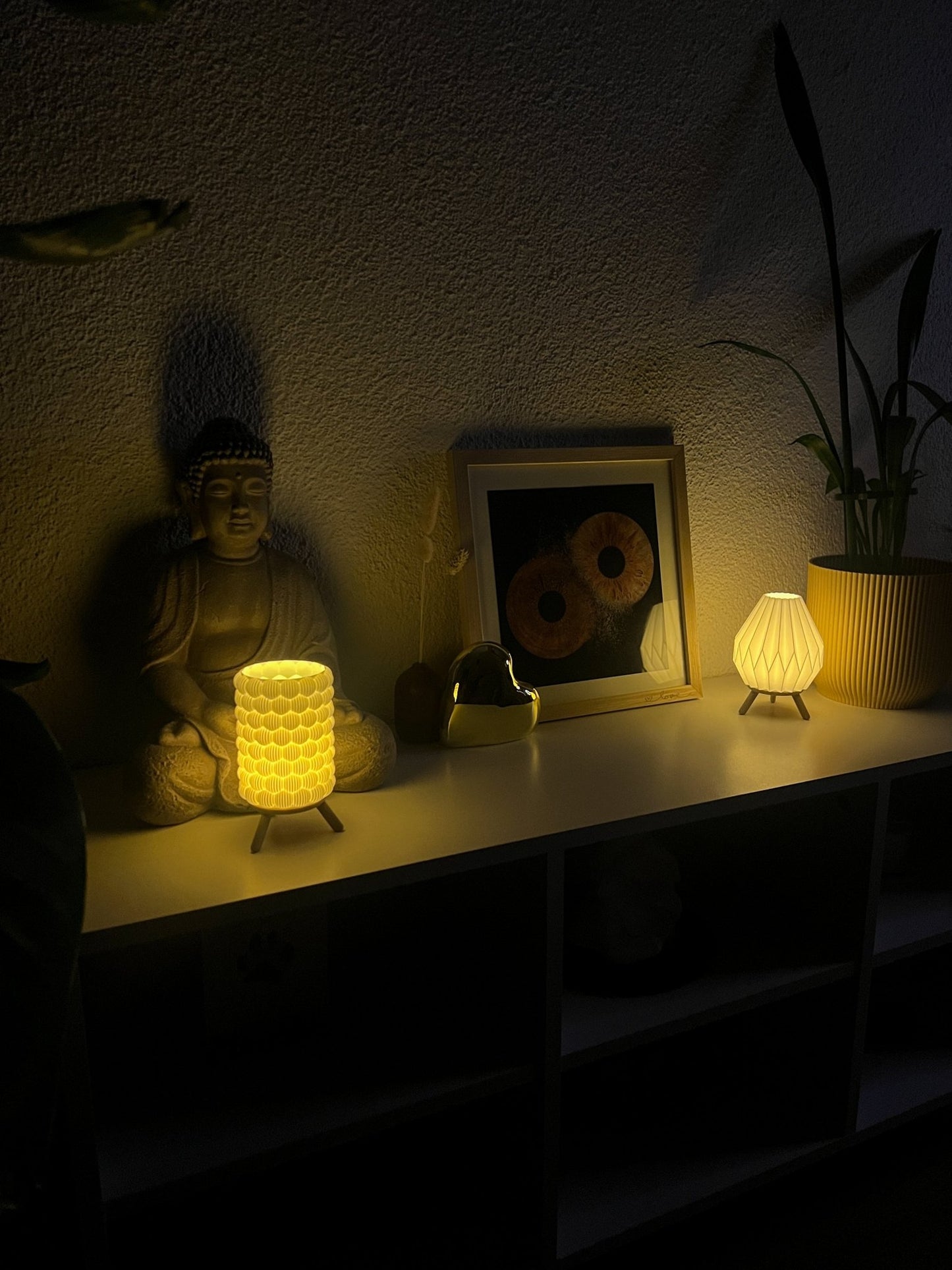 LYNA Wabe Teelichthalter – Designlampe mit organischer Struktur – stilvolles Design von Lyna